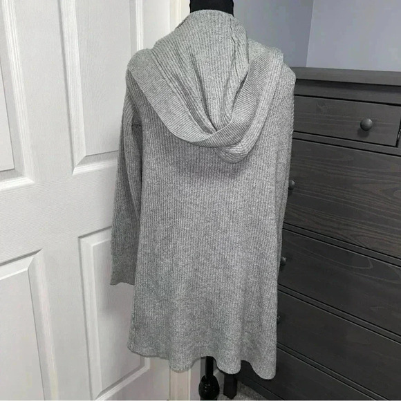 Offline by  Aerie Cardigan - Picture 3 of 6